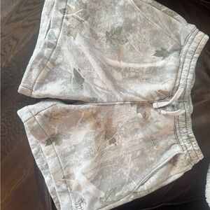 Abercrombie Kids Gray Camouflage Shorts Size 9/10